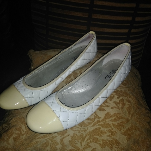NWOT Vaneli Serene Shoes - Picture 2 of 5